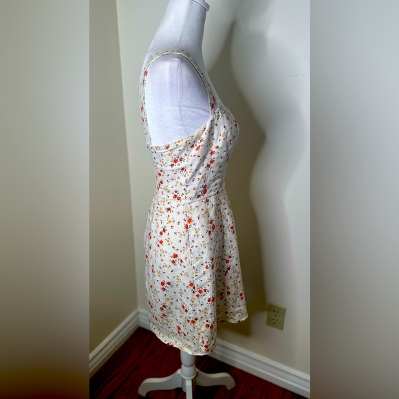 Reformation Floral Print Mini Dress Size 4 - Picture 8 of 9